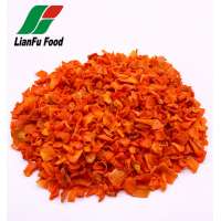 Dehydrated carrot flakes 10x10x2mm